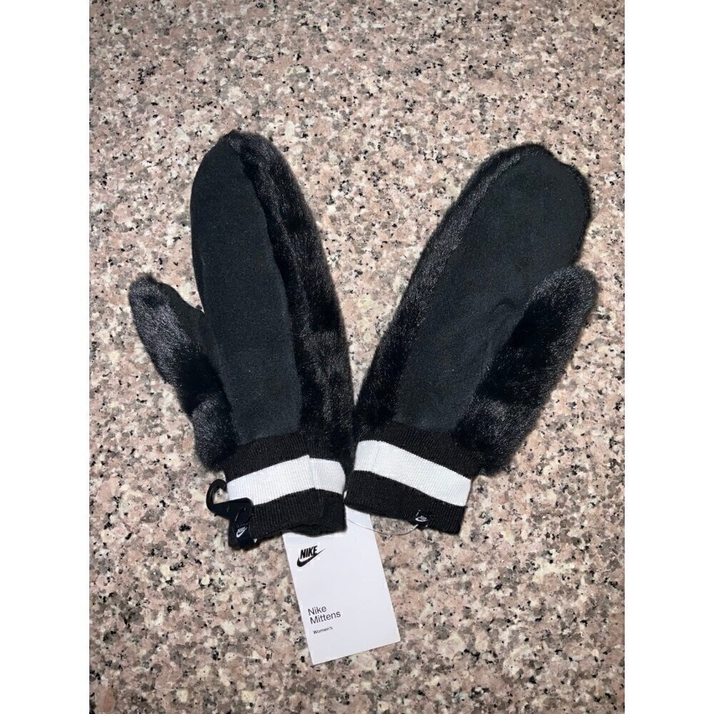 Nike Women’s Mittens